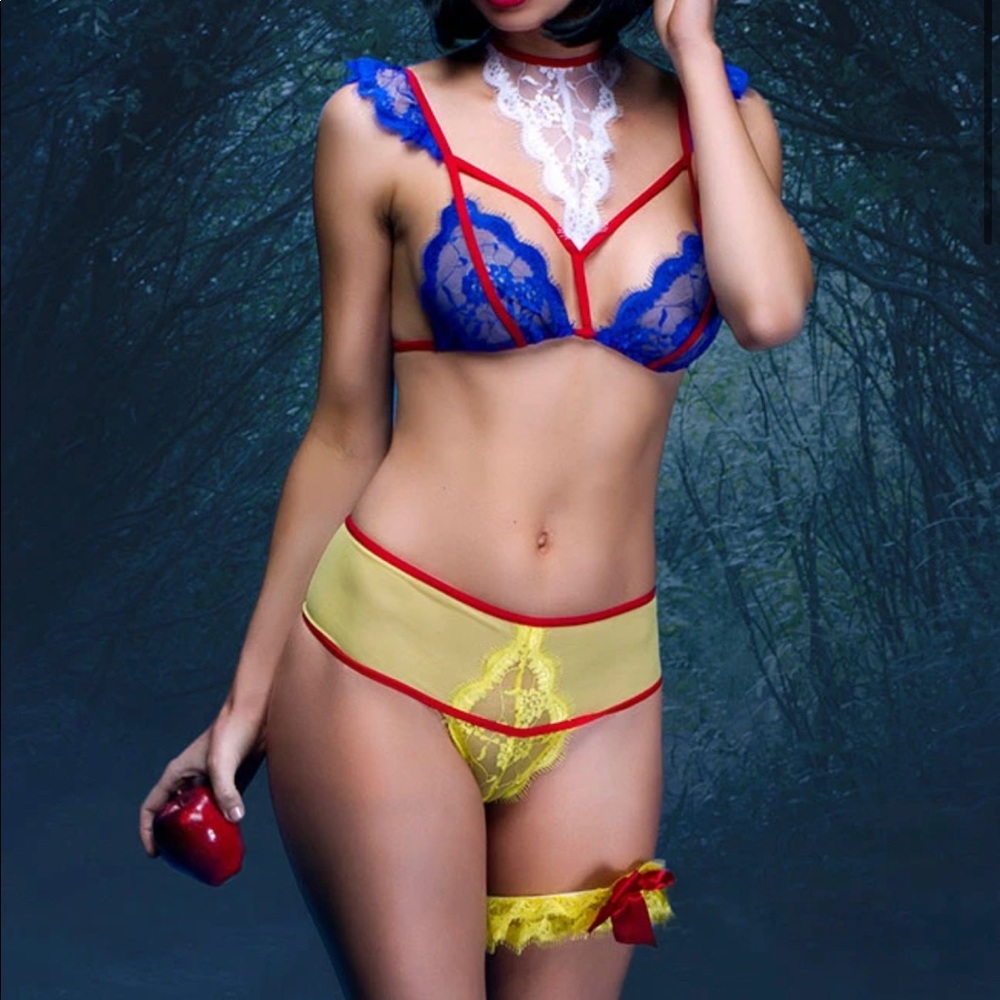 Yandy Snow White Lingerie